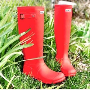 NWT Hunter Original Matte Lighthouse Red Rain Boot
